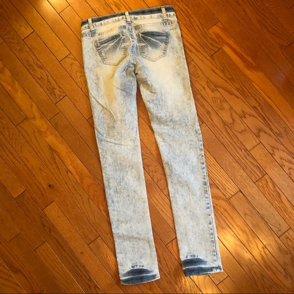 Seduction | 1 - Picture 3 of 6